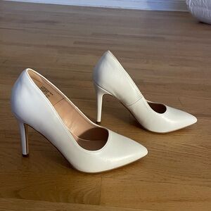 White Pumps Heels